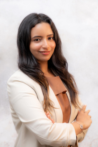 corporate-headshot-0540-Dwiti.jpg