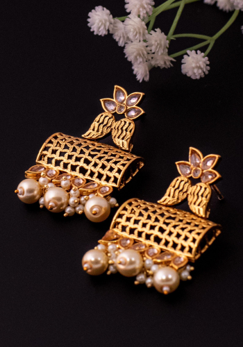 earrings-gold-6715.jpg